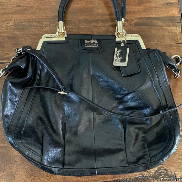 Coach large black leather bag. - Picture 2 of 4